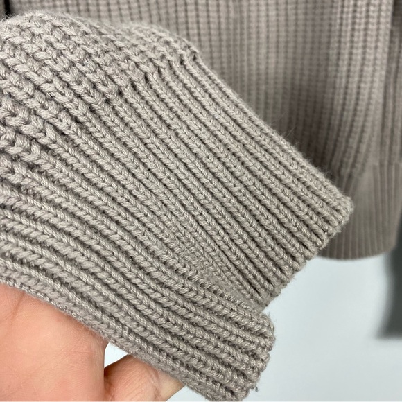 Evereve Ava Classic knit sweater - Picture 5 of 8